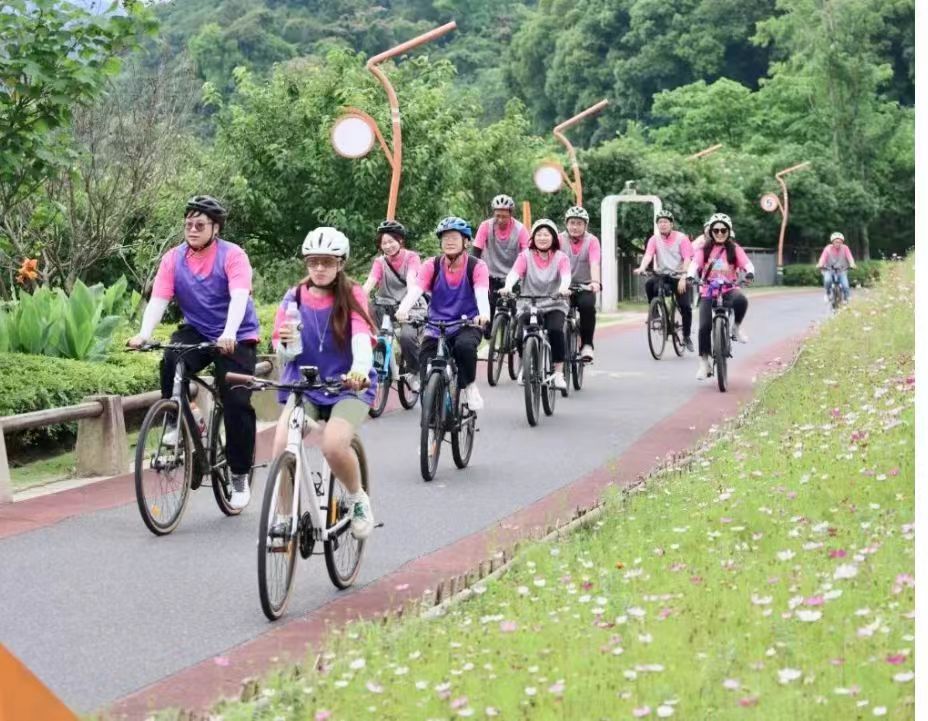 風(fēng)景在路上：騎行團建的詩意時光